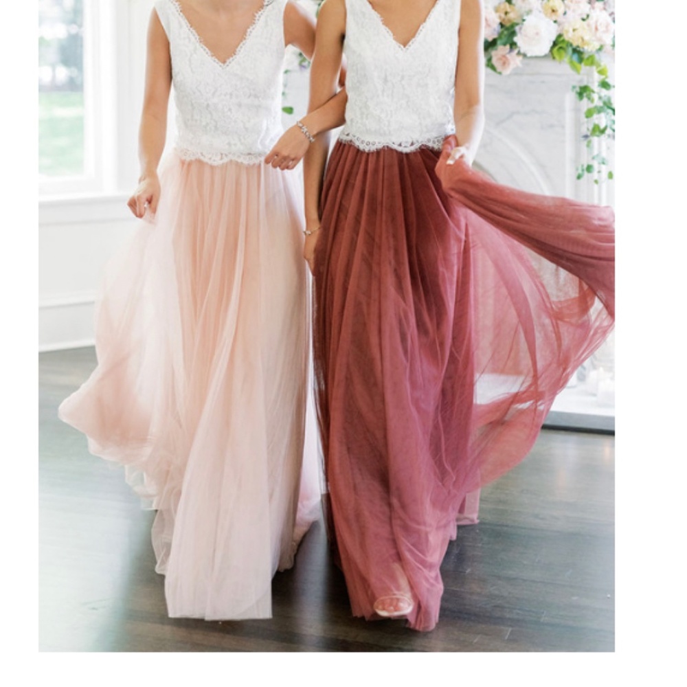 Revelry set size 2